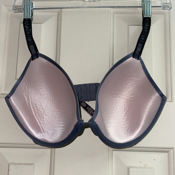 Victoria’s Secret Bra - Picture 3 of 6
